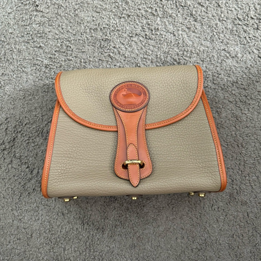Dooney & Bourke Purse